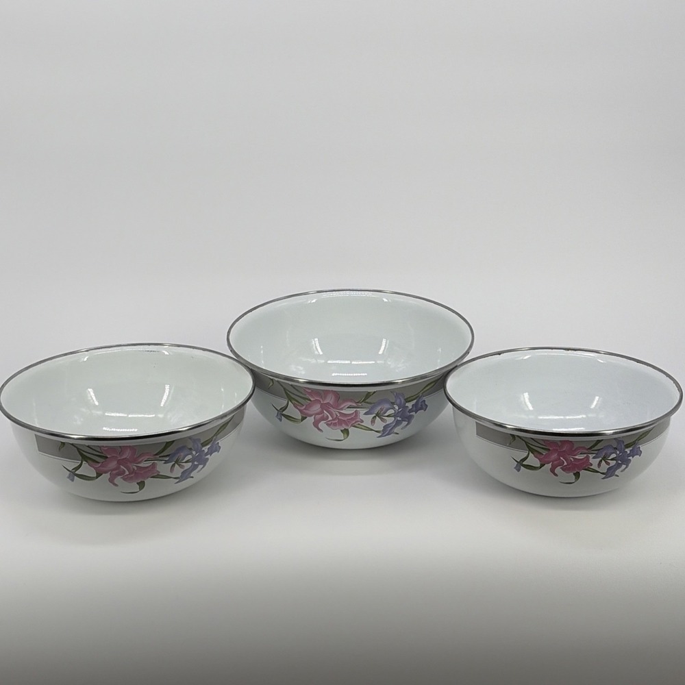 3 Vintage  Enameled Mixing Bowls Iris / Floral pattern GMI - Dishwasher Safe